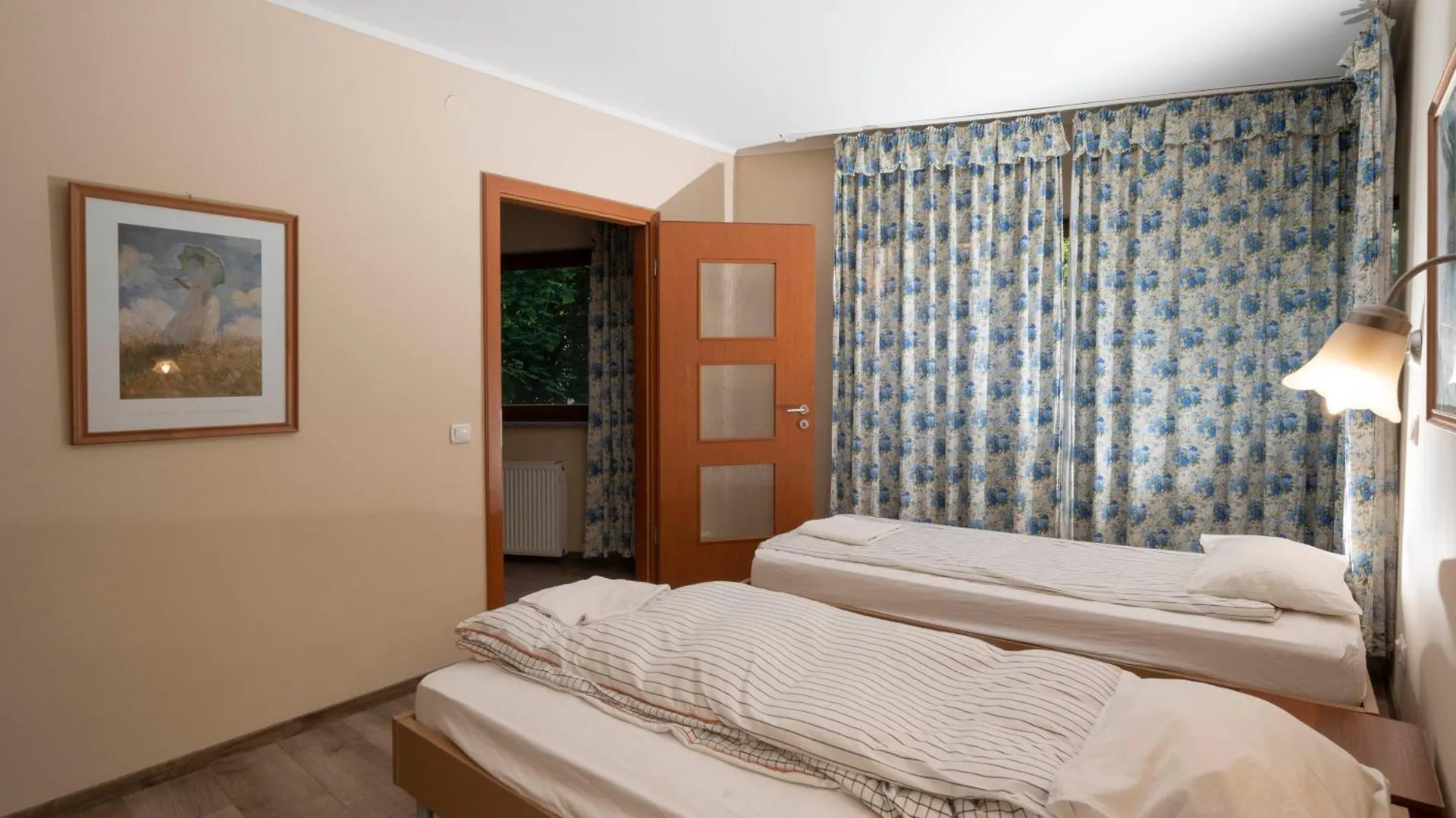 Carolina Apartman Budapest 0*,  Ungheria