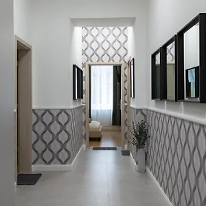 Holidays Courtyard Apartament